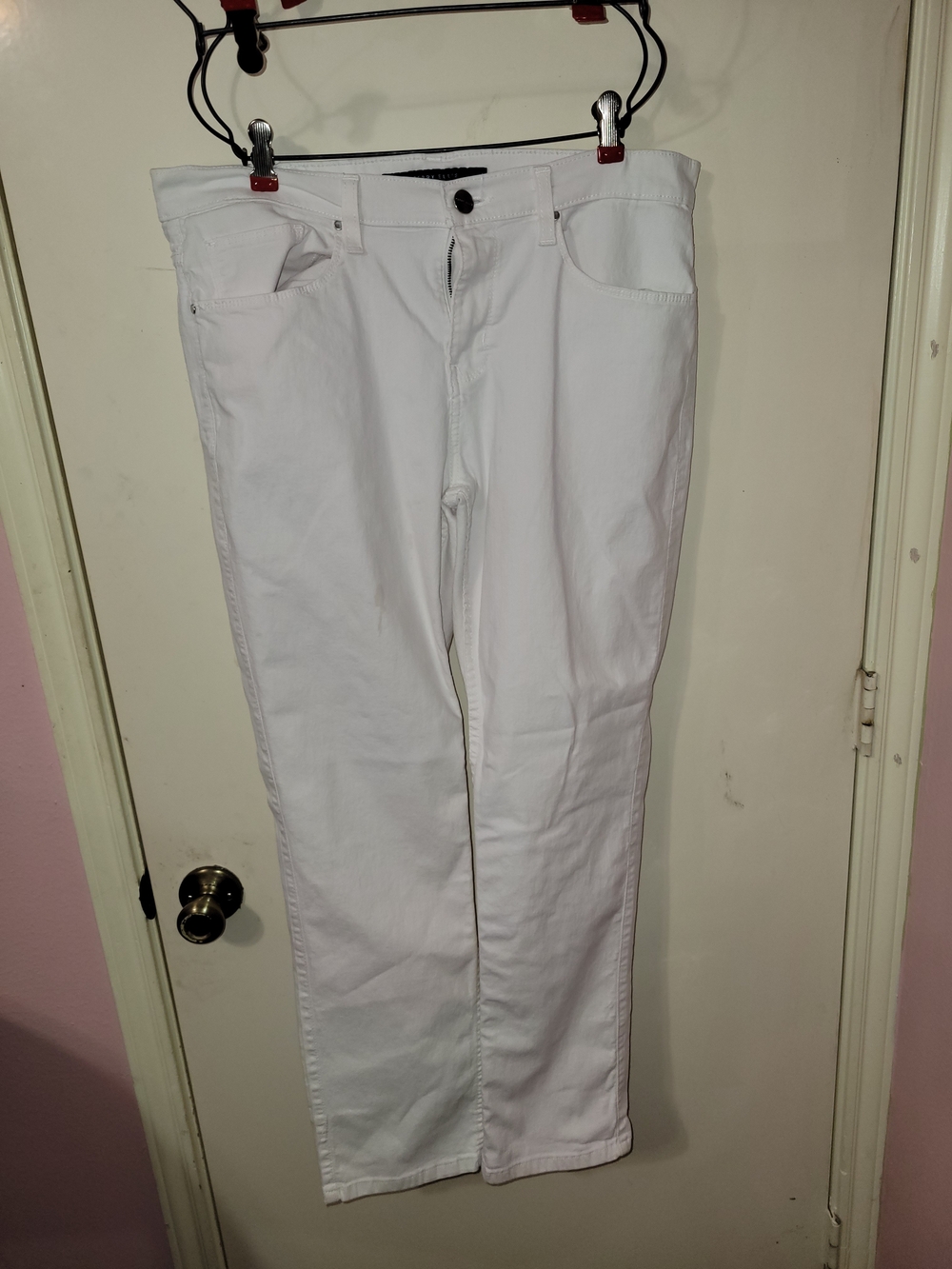 Perry Ellis White Jeans with Dark Navy Label
